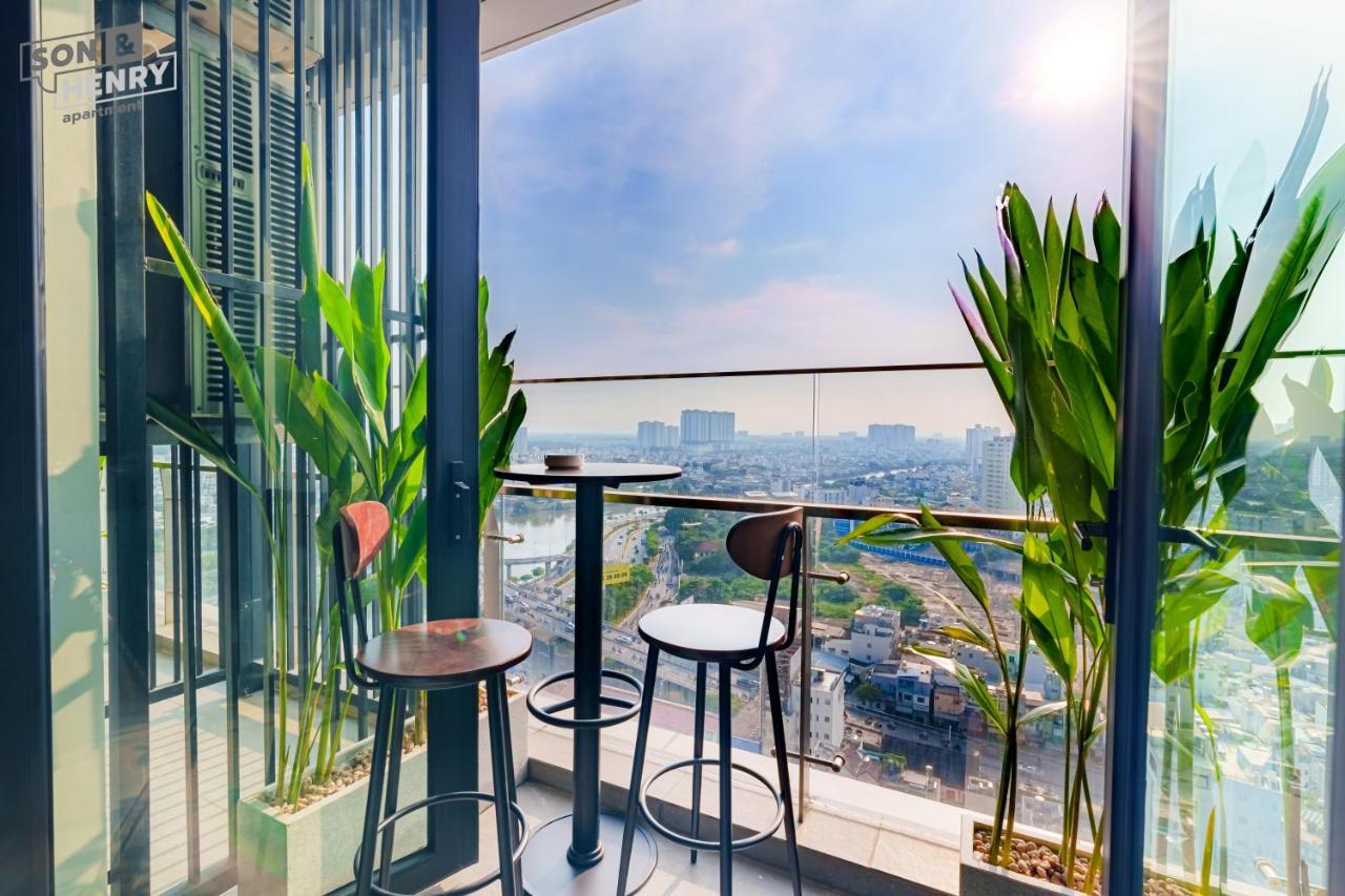 Son&henry Zenity District 1 * Ho Chi Minh City